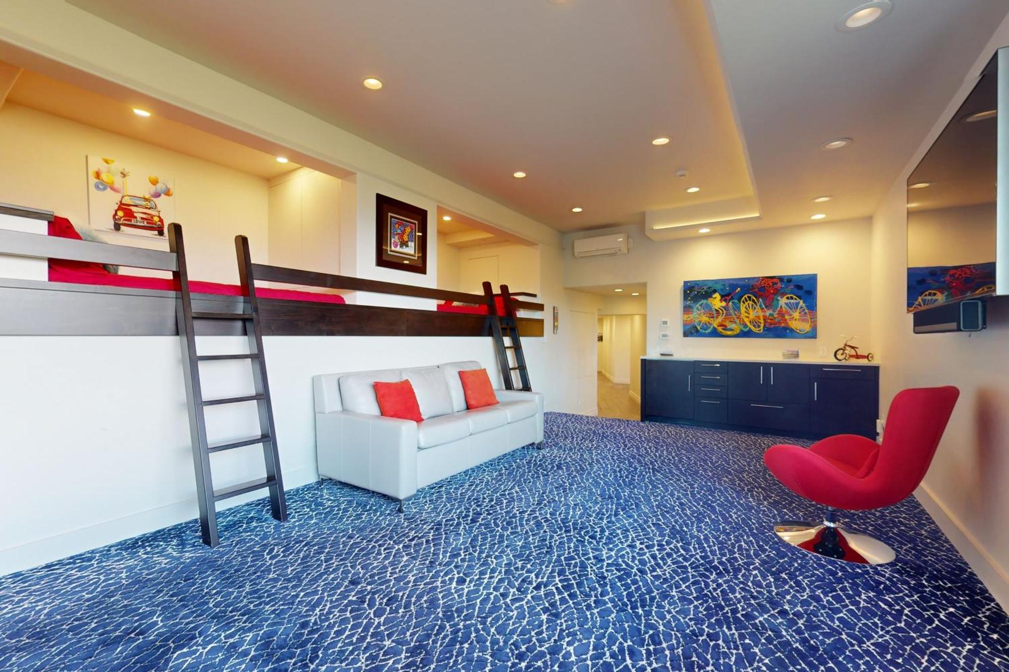162 View Ridge Holiday home *