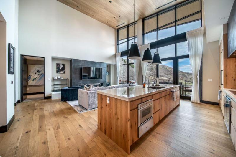 One Snowmass East 703 By Snowmass Mountain Apartment *