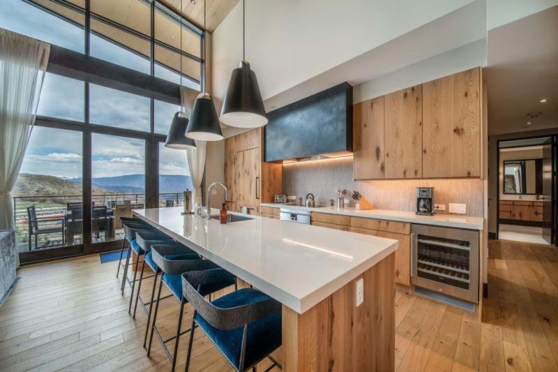 Apartment One Snowmass East 703 By Snowmass Mountain