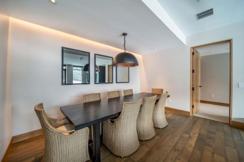 One Snowmass East 506 By Snowmass Mountain *