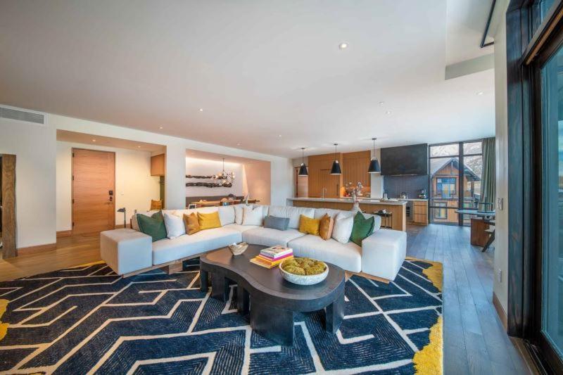 Apartment One Snowmass West 501 By Snowmass Mountain *