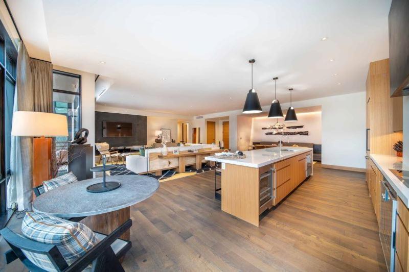 One Snowmass West 501 By Snowmass Mountain *