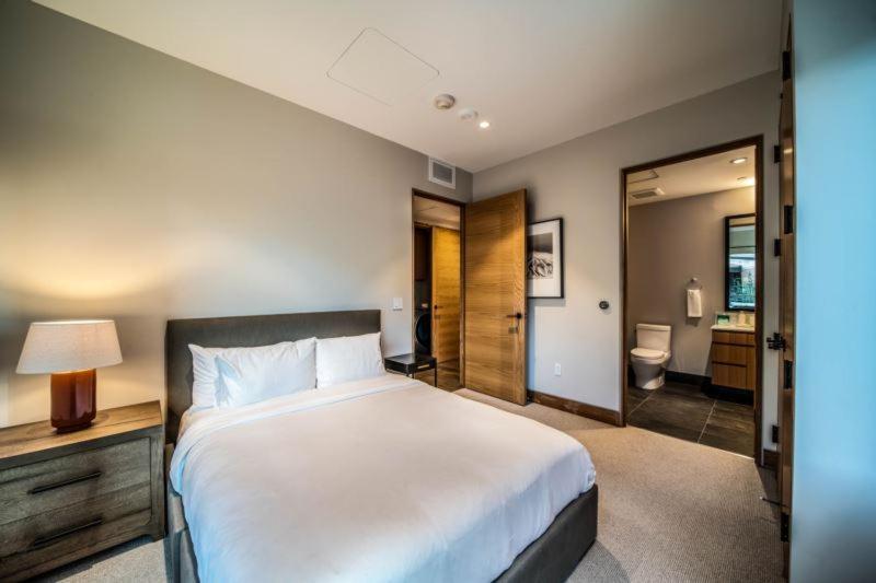 Apartment One Snowmass West 503 By Snowmass Mountain