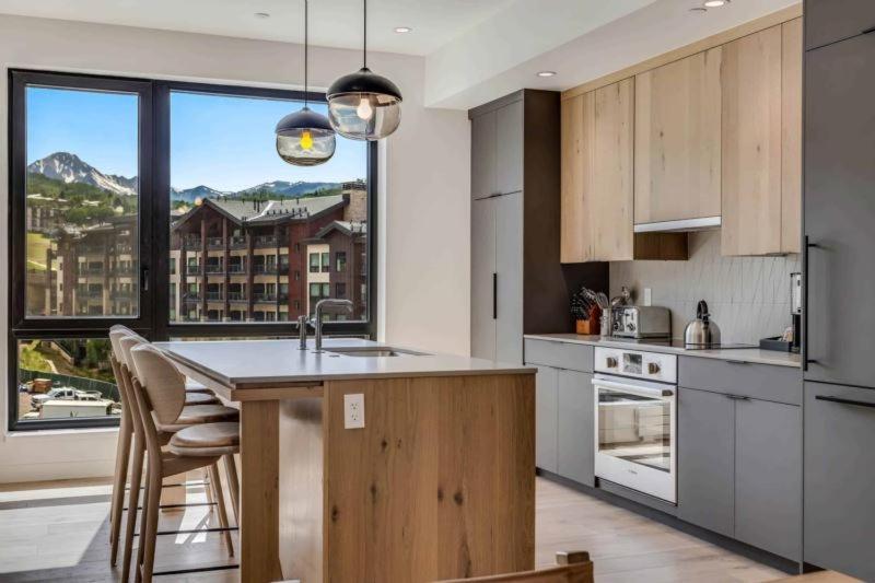Electric Pass 509 By Snowmass Mountain * Snowmass Village