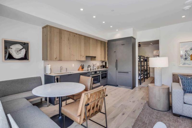 Electric Pass 105 By Snowmass Mountain Apartment *