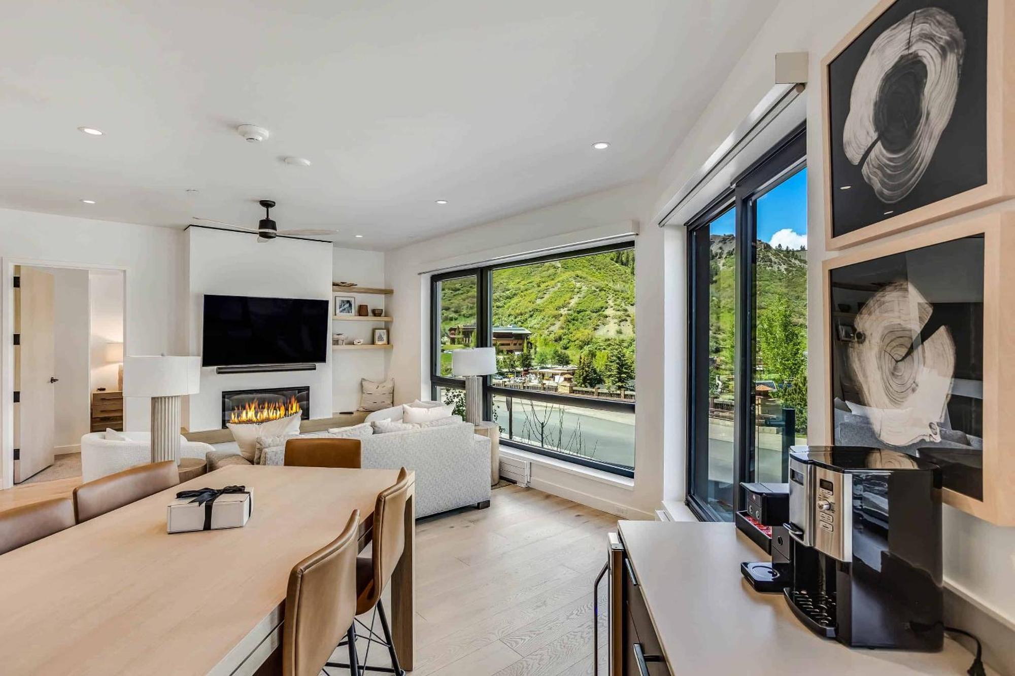 Electric Pass 106 By Snowmass Mountain Apartment