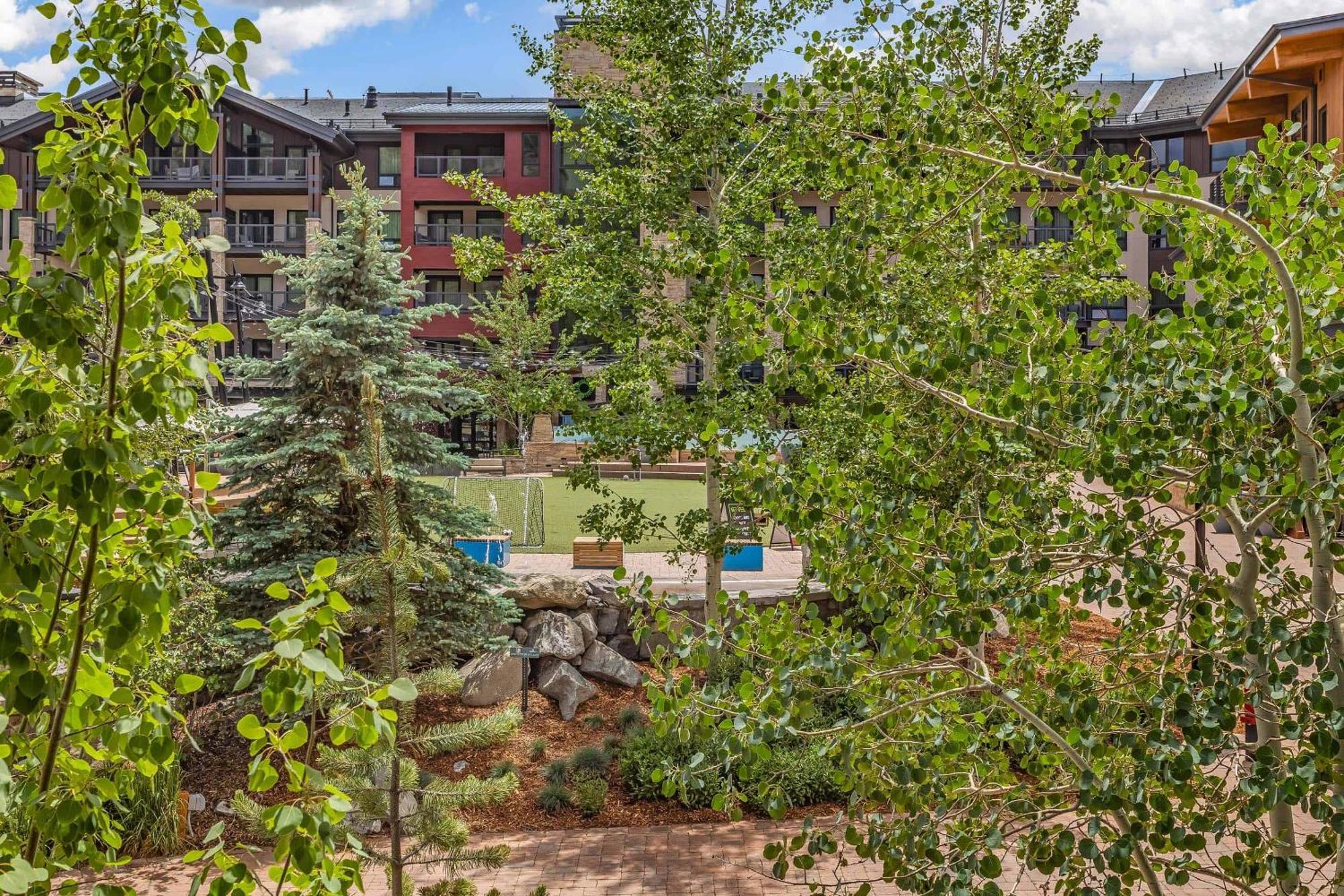 Capitol Peak 3220 By Snowmass Mountain * Snowmass Village