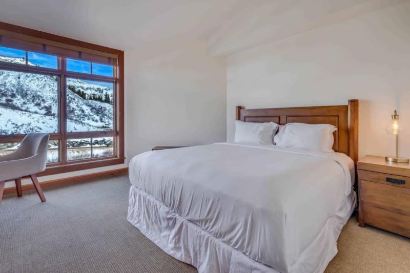 Capitol Peak 3401 By Snowmass Mountain Apartment