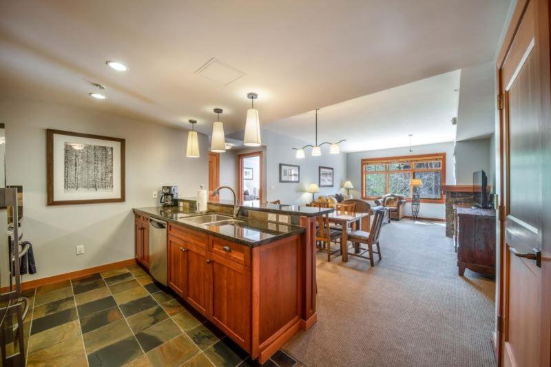 Capitol Peak 3208 By Snowmass Mountain Apartment