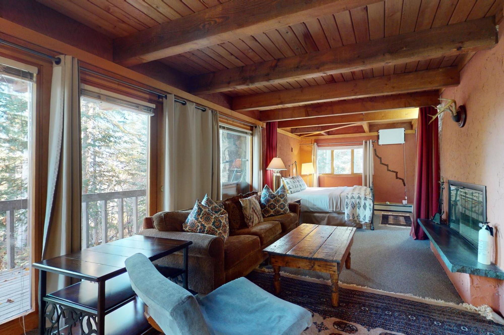 Wood Road House *