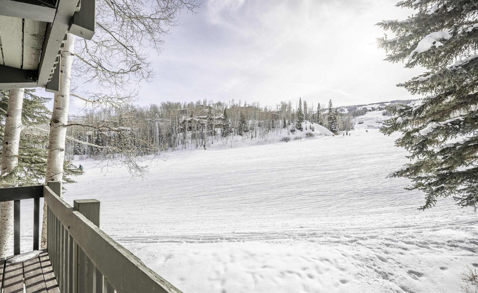 Holiday home Renovated 2 Bedroom W Hot Tub -mountain Views! *
