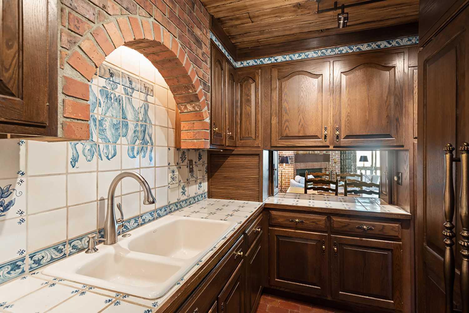 3 Bedroom Penthouse With Hot-tub - Mountain Views! Apartment