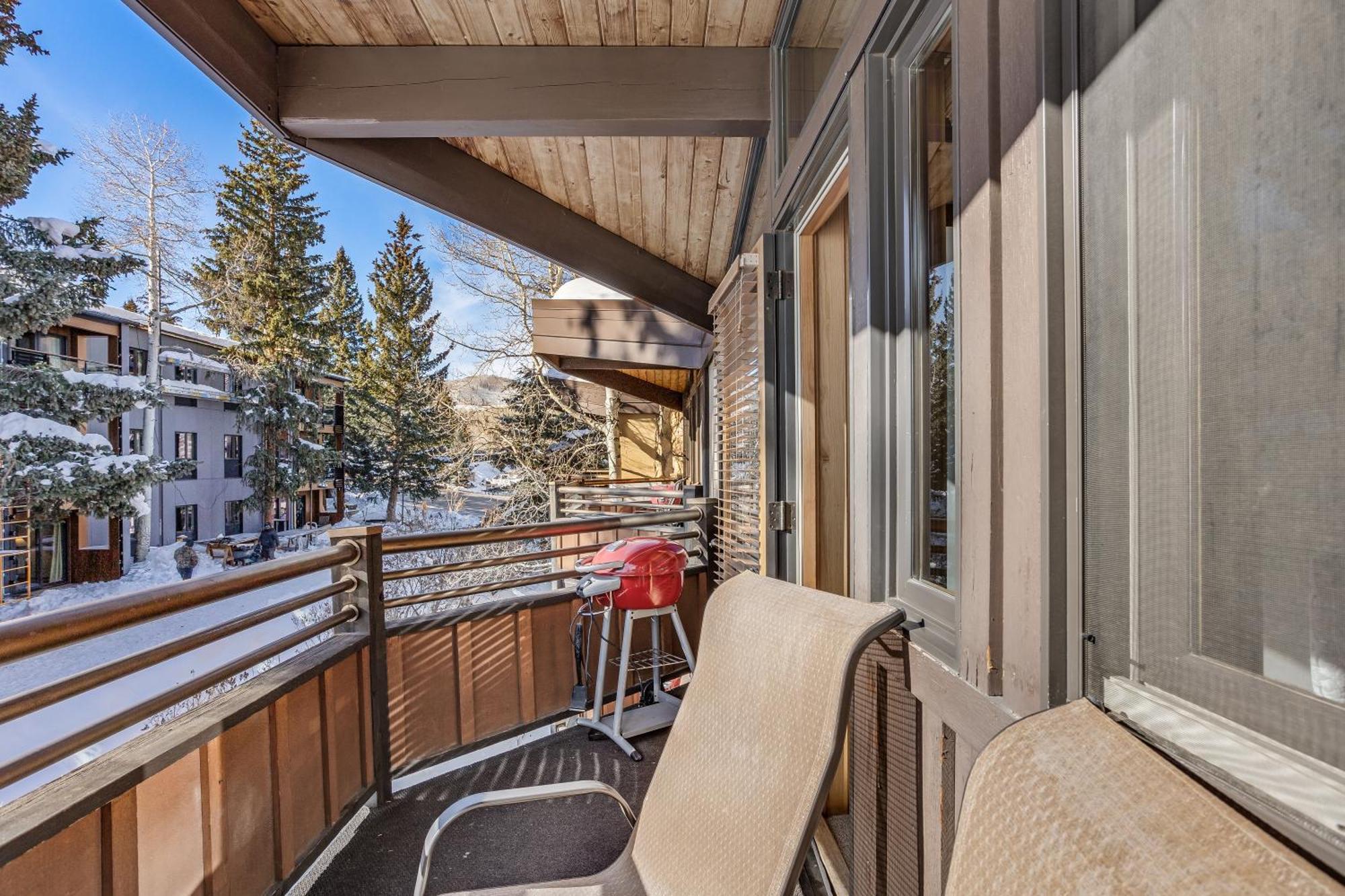 Laurelwood 414 *