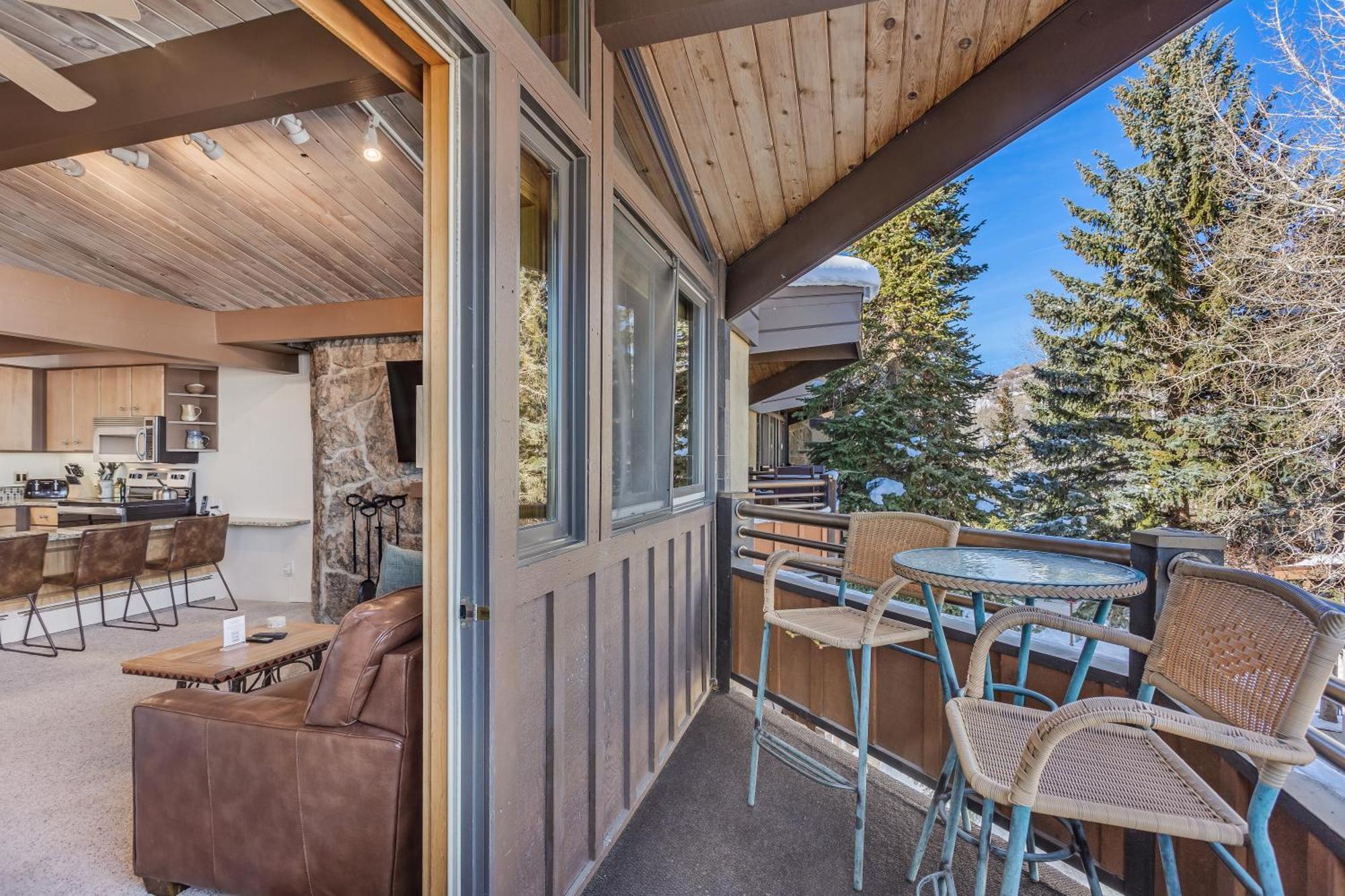 Laurelwood 111