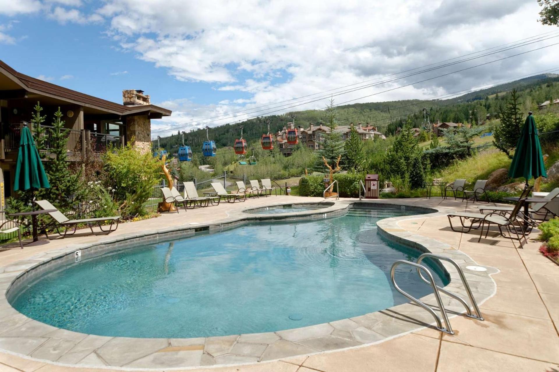 Shadowbrook 402