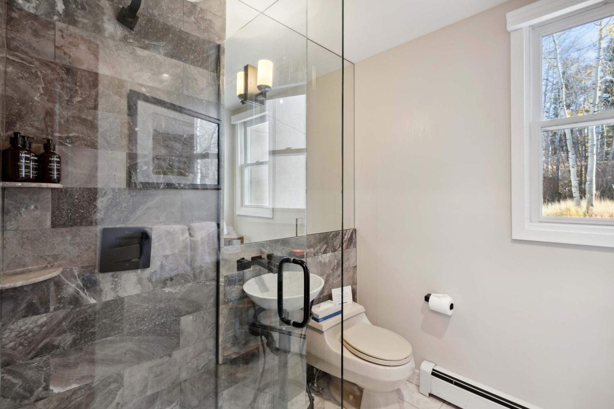 Woodrun Place 13 Apartment