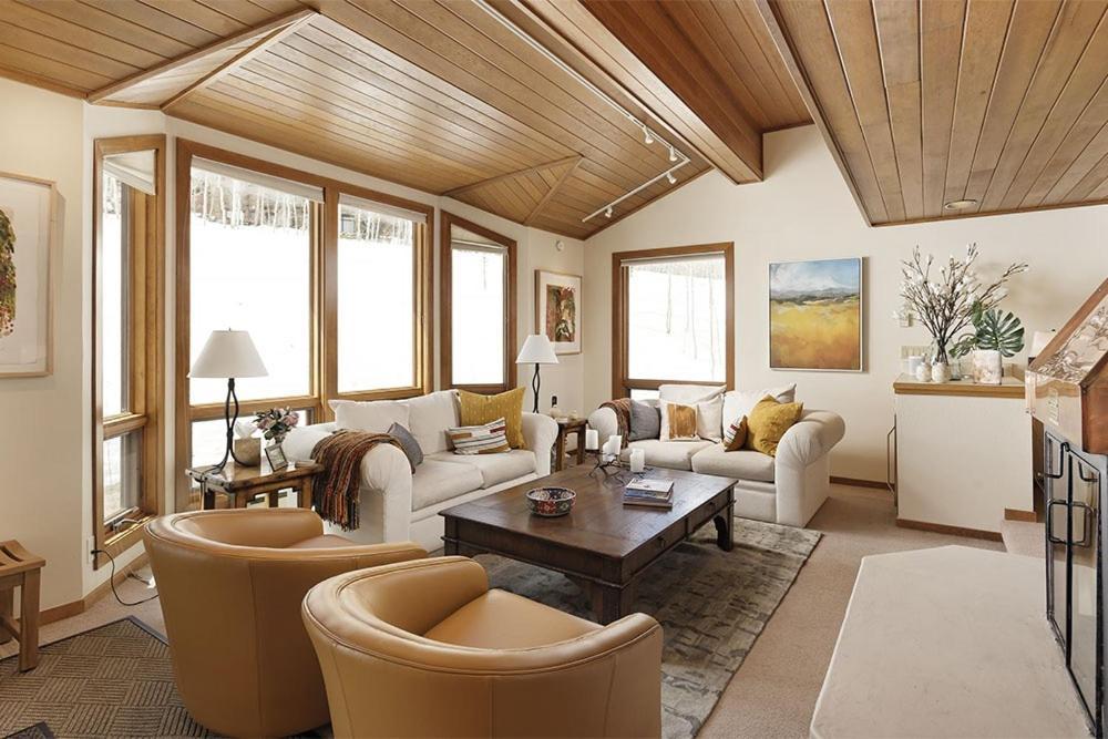 Ski-in Ski-out Luxury Townhome With Stunning Views By The Woodrun V *