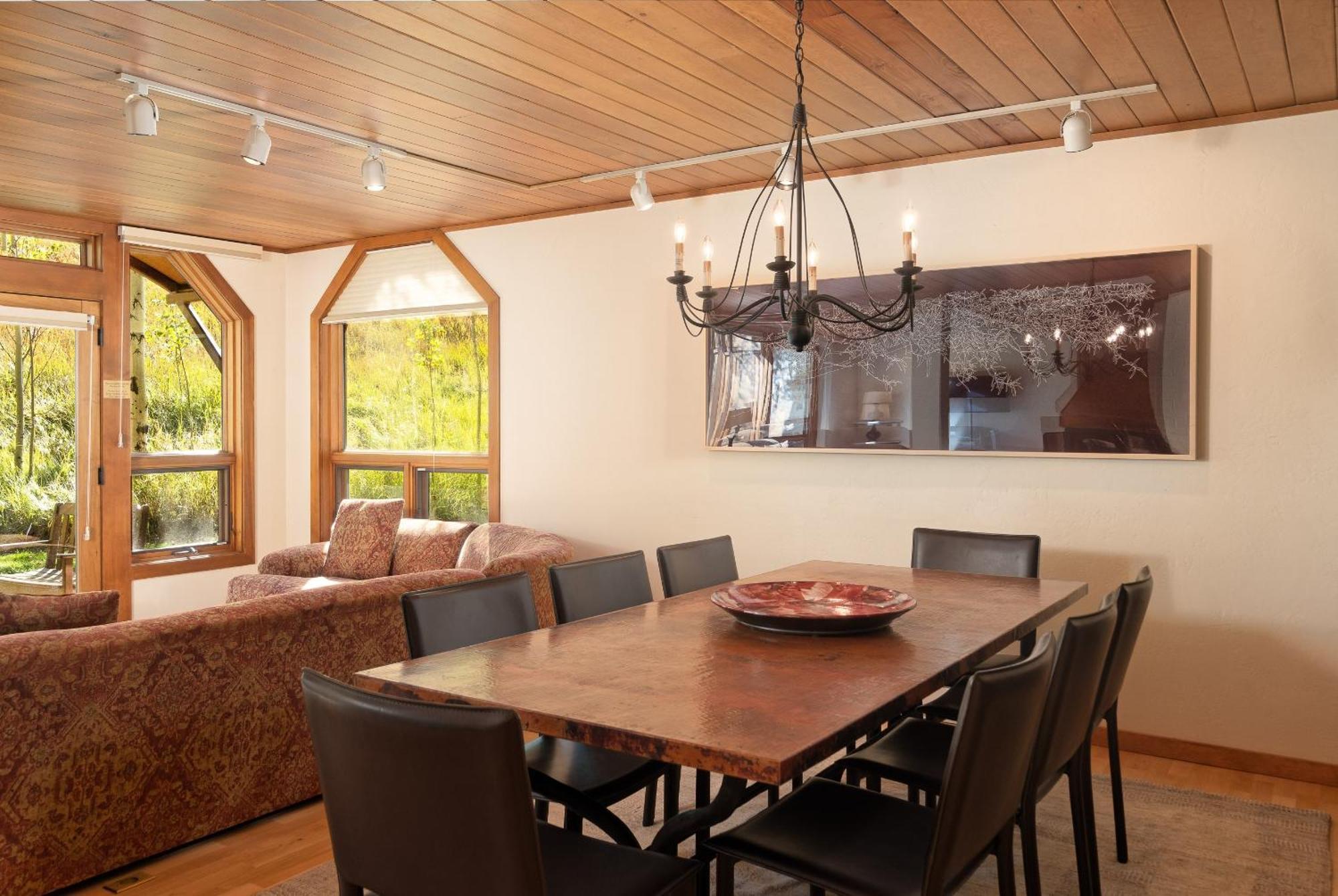 Townhome With Ski-in Access Near Pool And By The Woodrun V *
