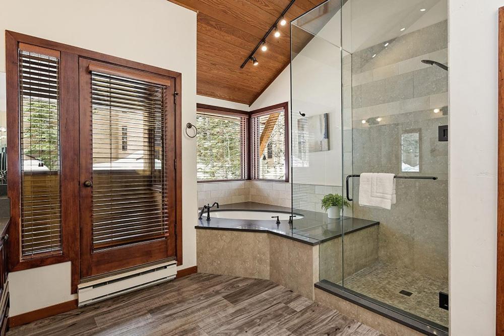 Holiday home Modern Elegance Townhome With Ultimate Access By The Woodrun V *