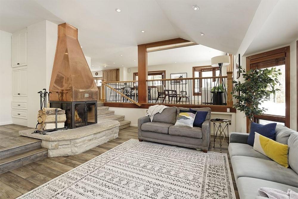 Modern Elegance Townhome With Ultimate Access By The Woodrun V Holiday home