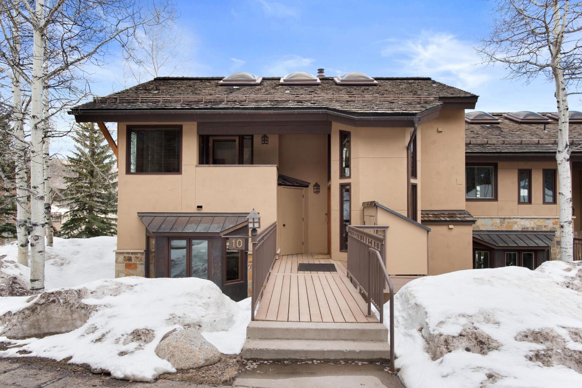 Holiday home Modern Elegance Townhome With Ultimate Access By The Woodrun V *