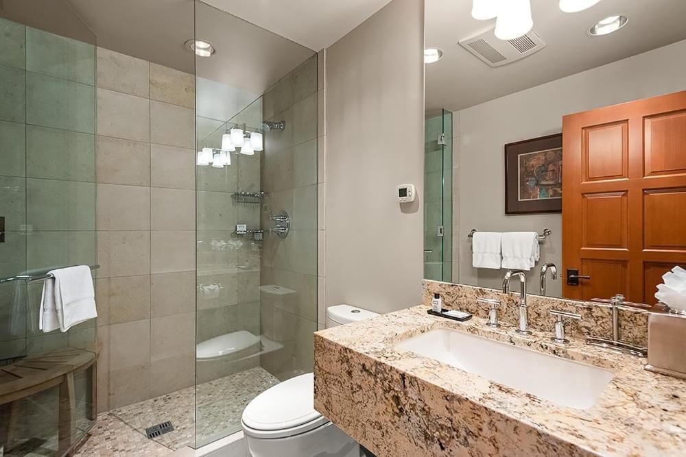 Convenient Snowmass View Townhome With Access By The Woodrun V Holiday home