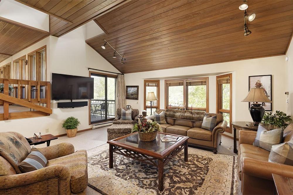 Holiday home Ski-in Ski-out Luxury In The Heart Of Snowmass By The Woodrun V *