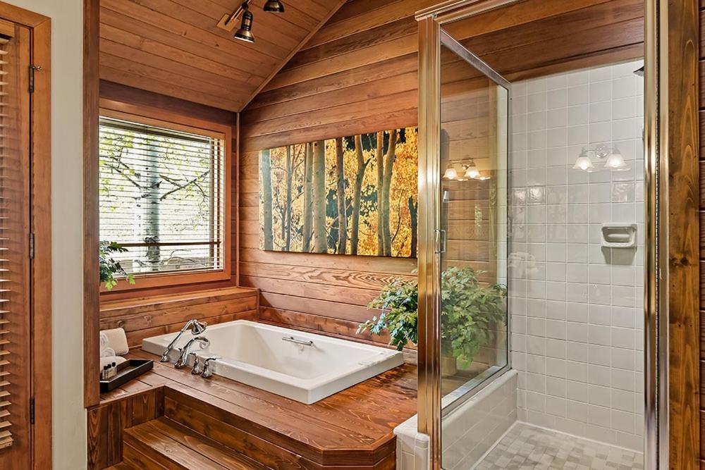 Ski-in Ski-out Luxury In The Heart Of Snowmass By The Woodrun V Holiday home *