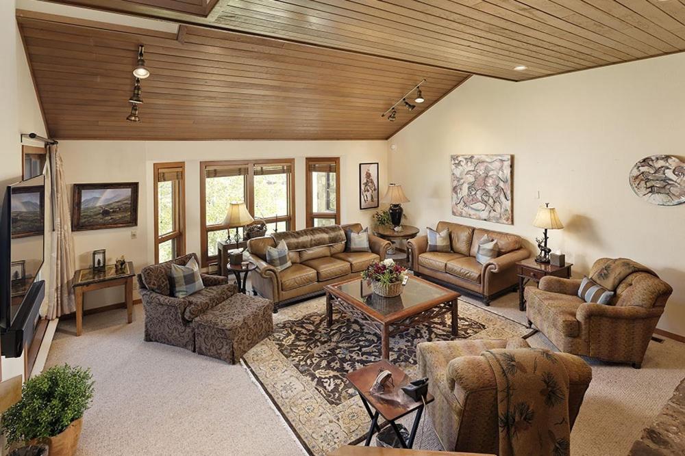 Ski-in Ski-out Luxury In The Heart Of Snowmass By The Woodrun V Holiday home Snowmass Village