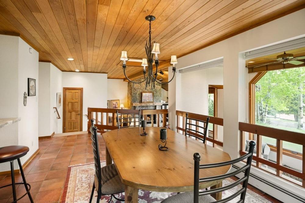 Lovely Snowmass View Townhome With Access By The Woodrun V * Snowmass Village