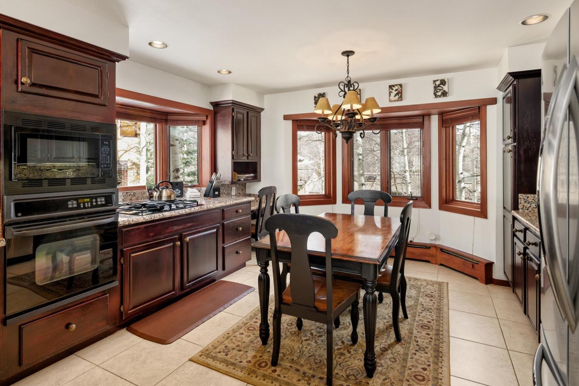 Holiday home Ski-in Ski-out Townhome Near Adam's Ave Access By The Woodrun V Snowmass Village