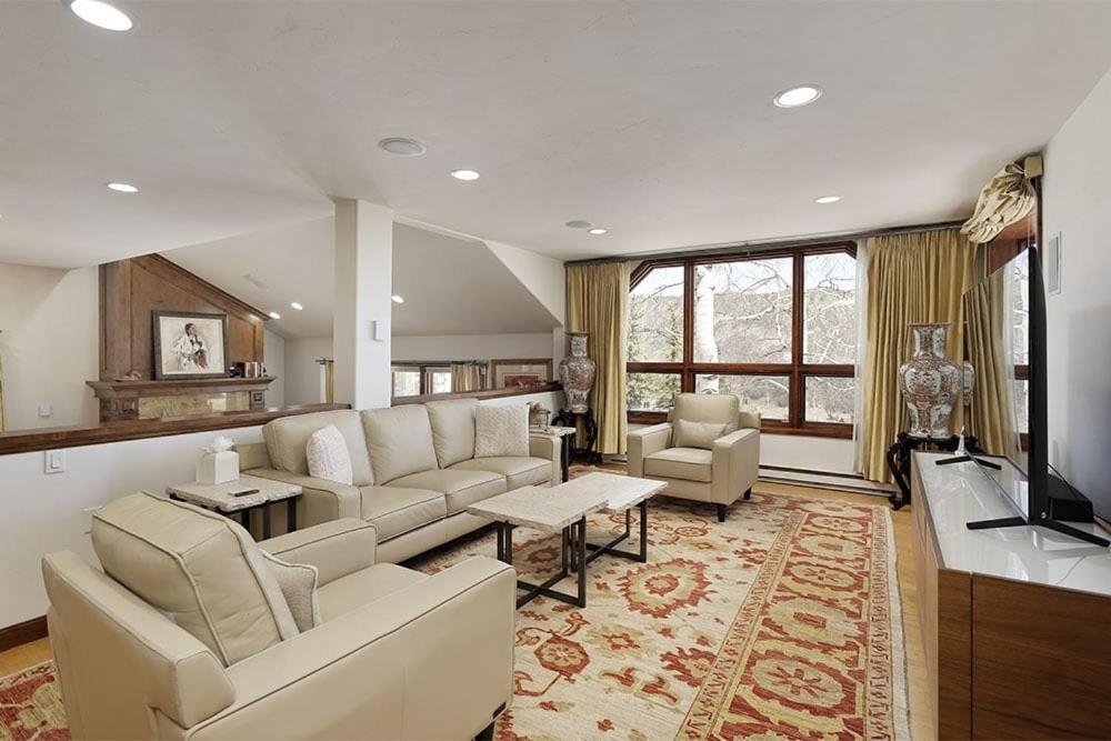 Fanny Hill Pool View Townhome With Access By The Woodrun V *