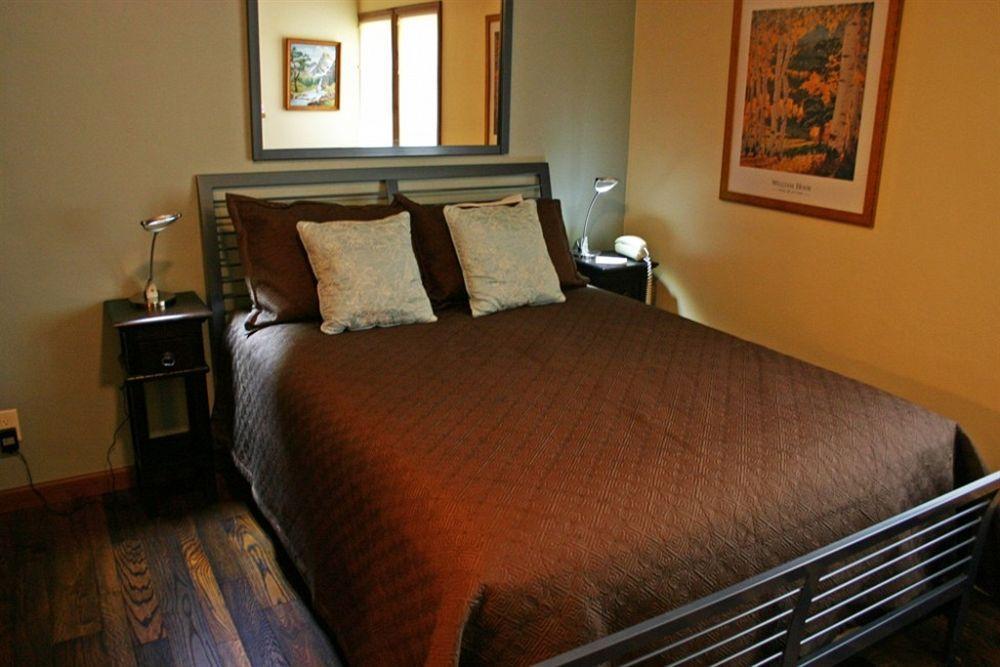 Woodbridge Hotel