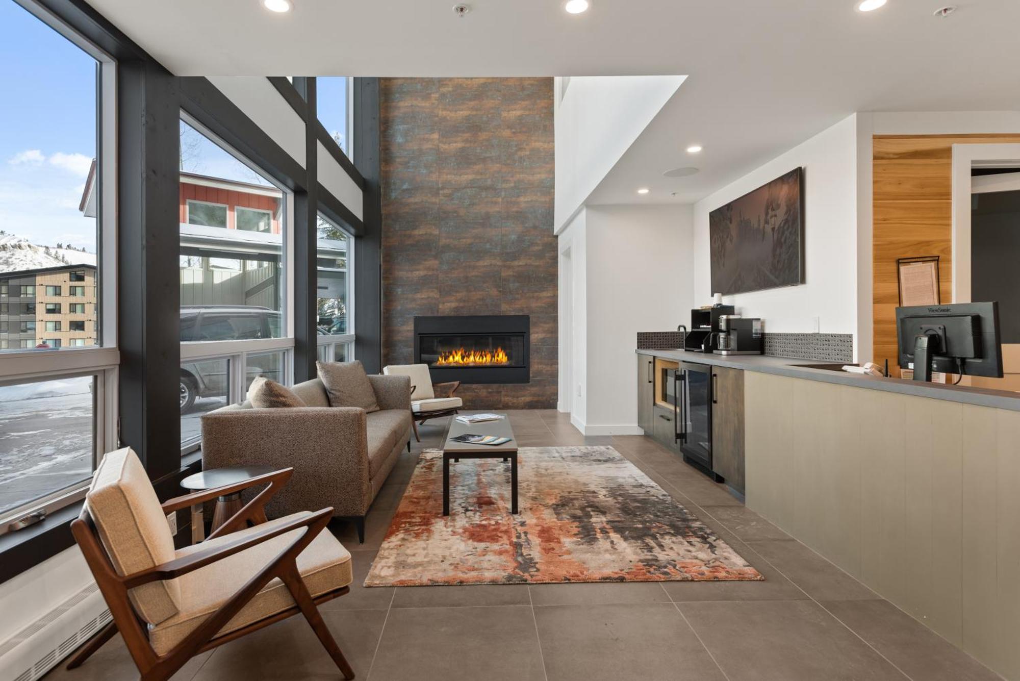 Enclave 211, Two Bedroom In Snowmass Ski-in Ski-out With Shared Pool, Hot Tub, Gym, Wifi Holiday home Snowmass Village