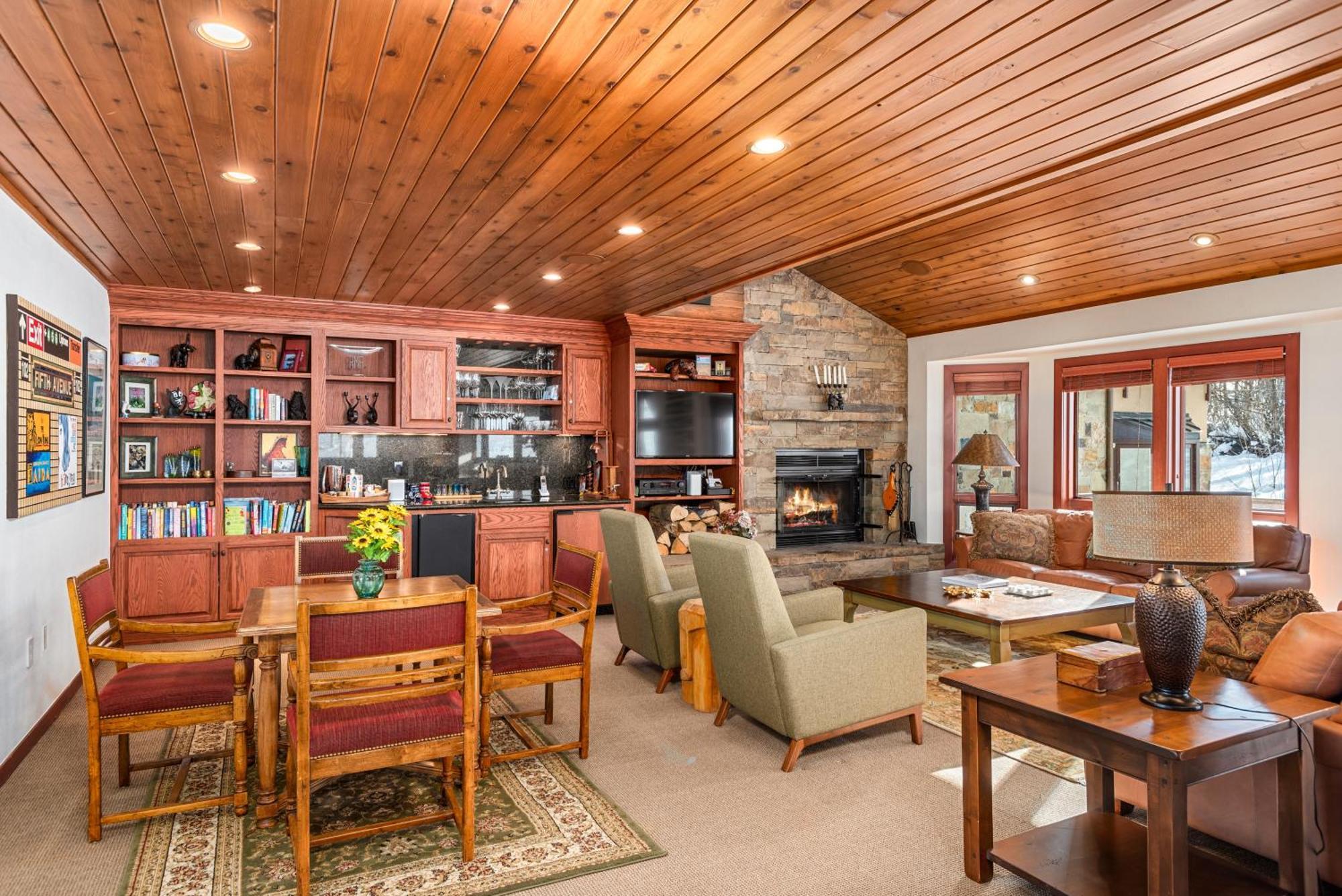 Holiday home Ski-in Ski-out Townhome Near Adam's Ave Access By The Woodrun V *