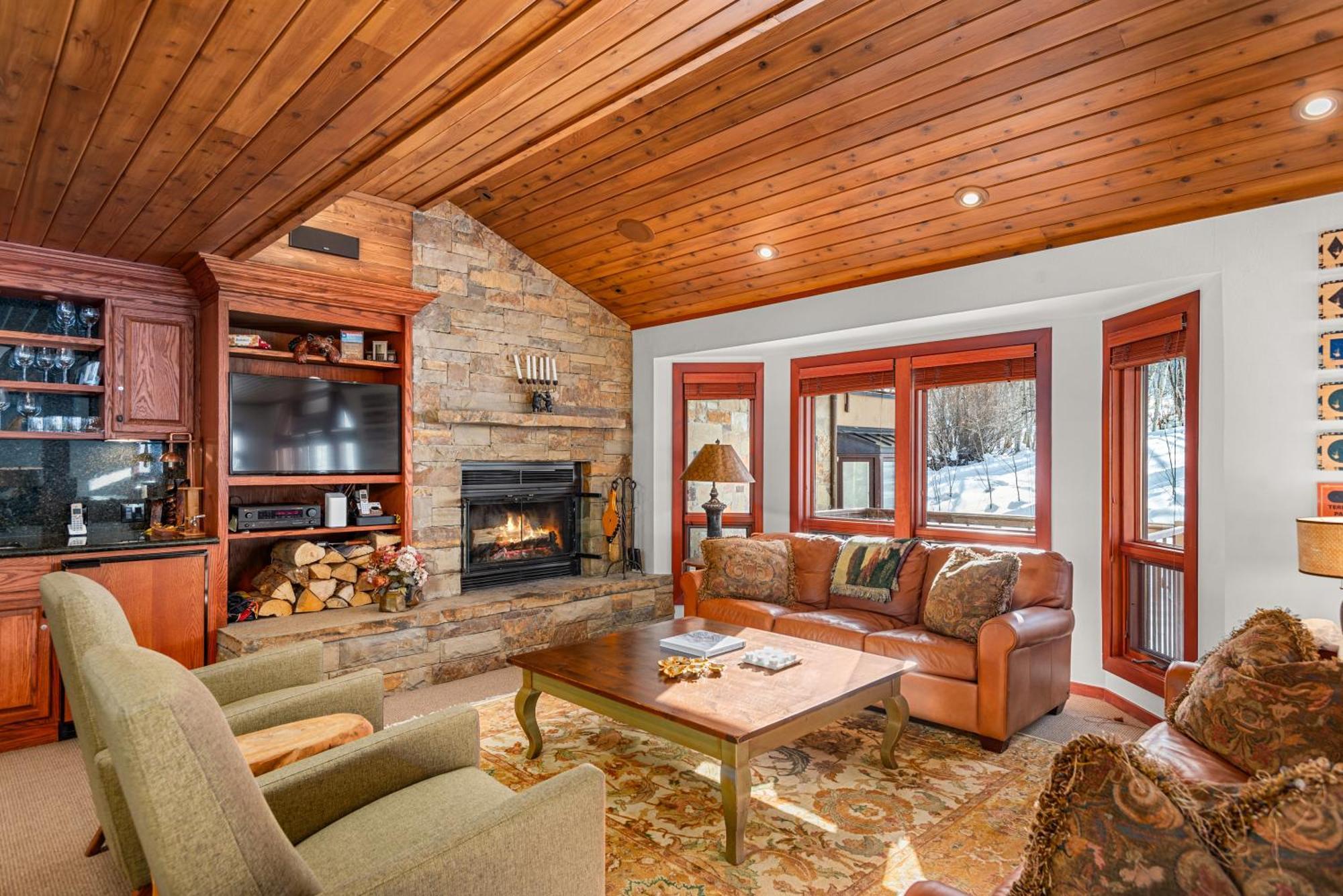 Holiday home Ski-in Ski-out Townhome Near Adam's Ave Access By The Woodrun V Snowmass Village