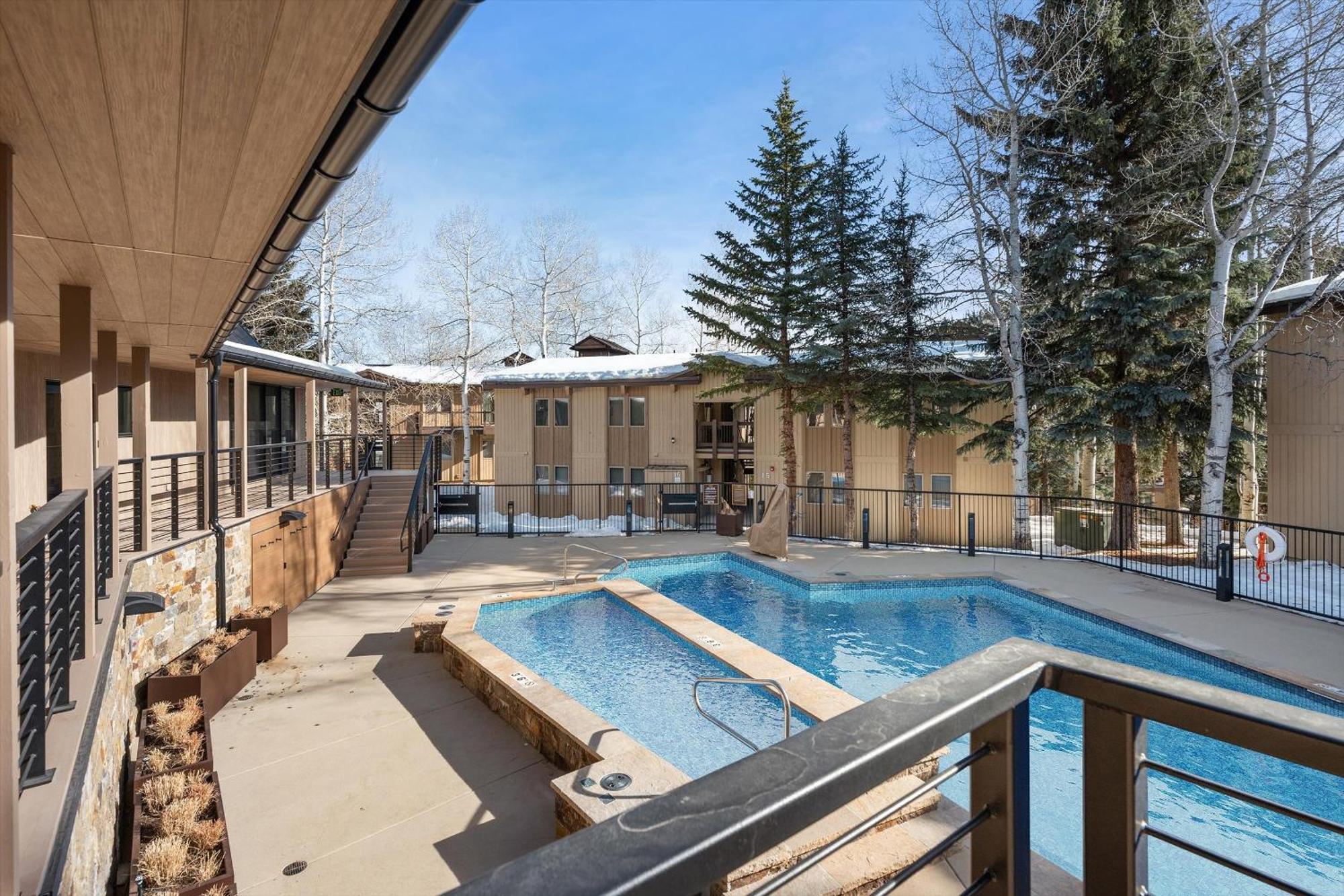 Upper Woodbridge 29c Apartment