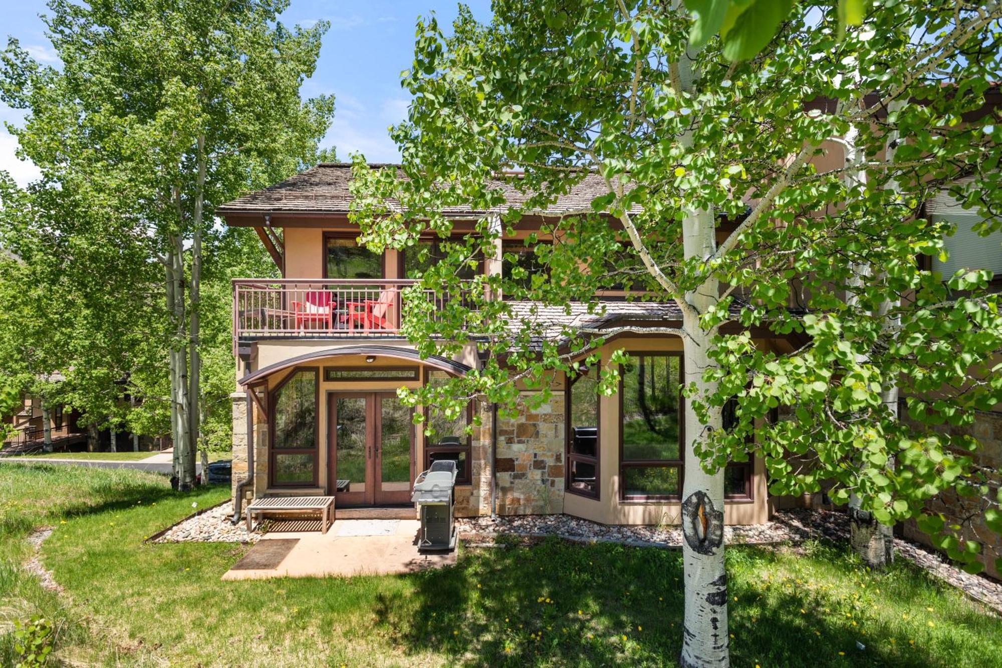 Stylist Corner Unit With Prime Access And View By The Woodrun V * Snowmass Village