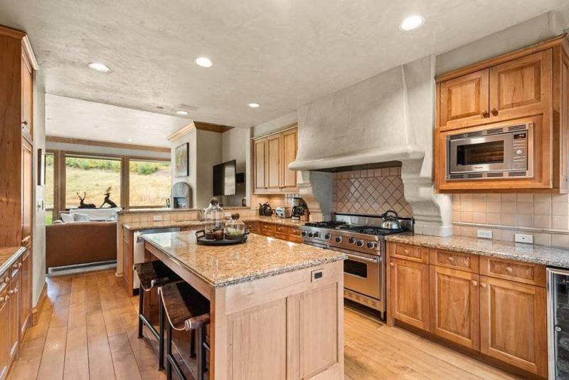 Holiday home Snowmass 4 Bedroom Townhome With Ski-in, Ski-out Access At Woodrun Snowmass Village