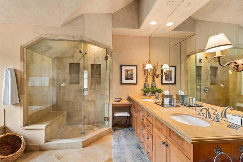 Snowmass 4 Bedroom Townhome With Ski-in, Ski-out Access At Woodrun * Snowmass Village