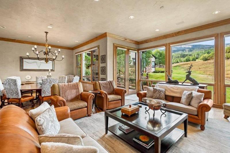 Snowmass 4 Bedroom Townhome With Ski-in, Ski-out Access At Woodrun * Snowmass Village