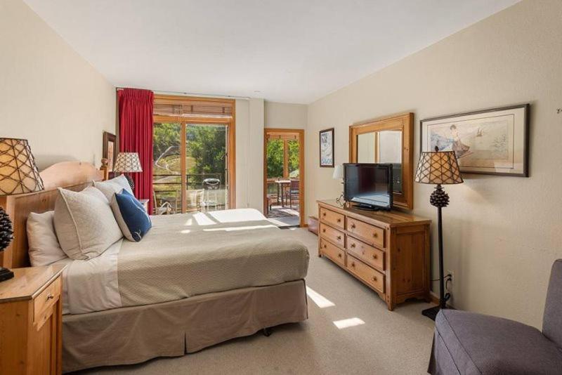 Ski-in, Ski-out Spacious In A Perfect Locale, Next To Gondola And Close To Apartment