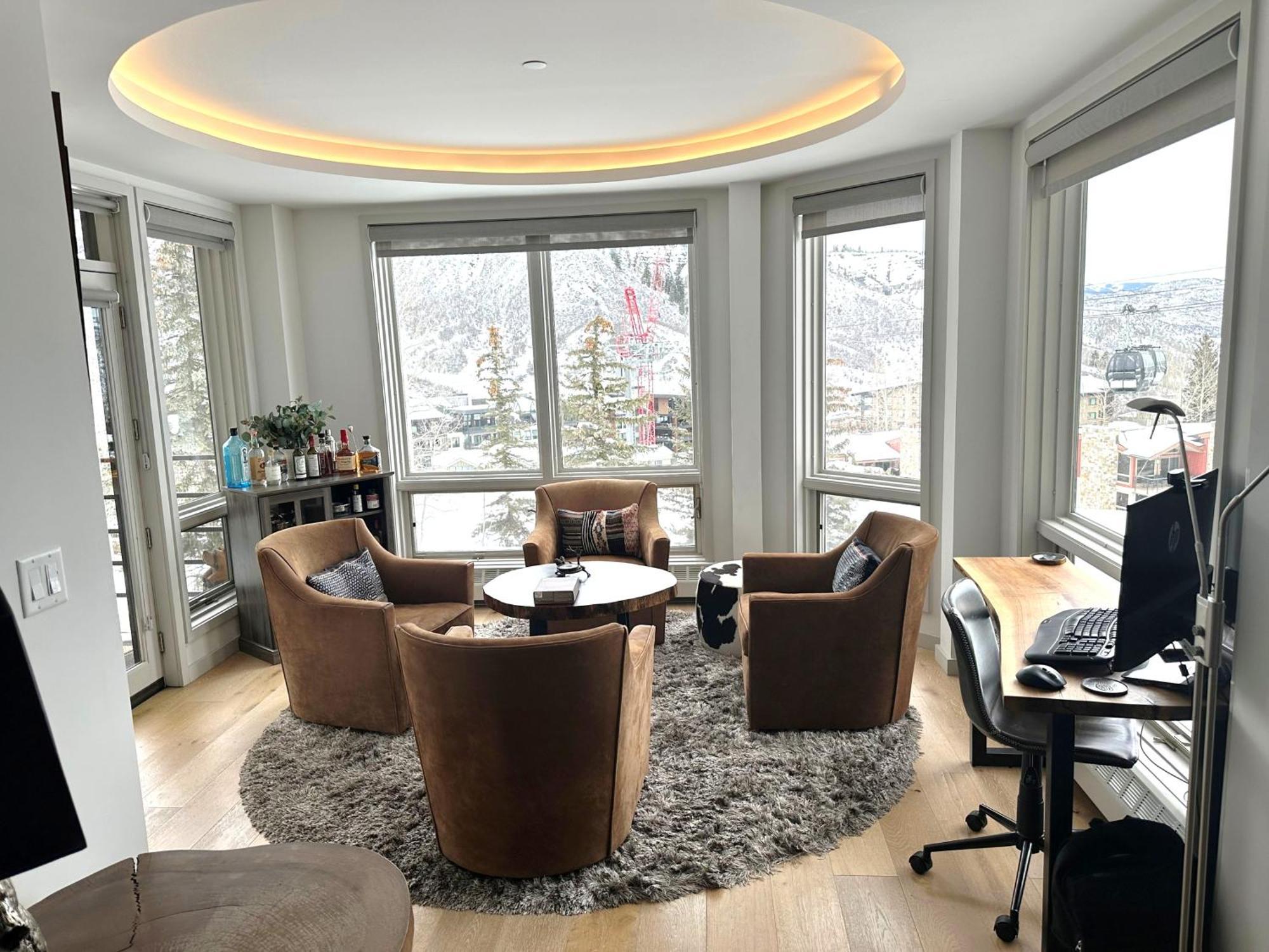 Chamonix 27, Snowmass Ski-in/ski-out With Pool, Hot Tub, Gym, Wifi & Washer/dryer * Snowmass Village