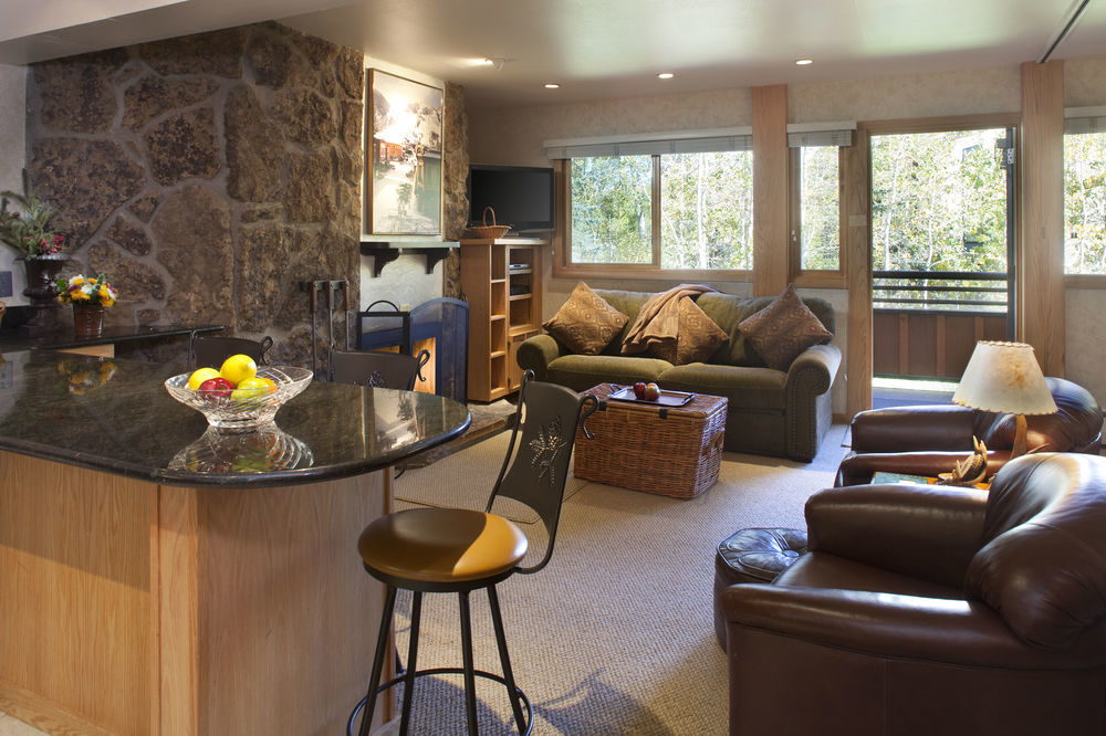 Laurelwood 2*