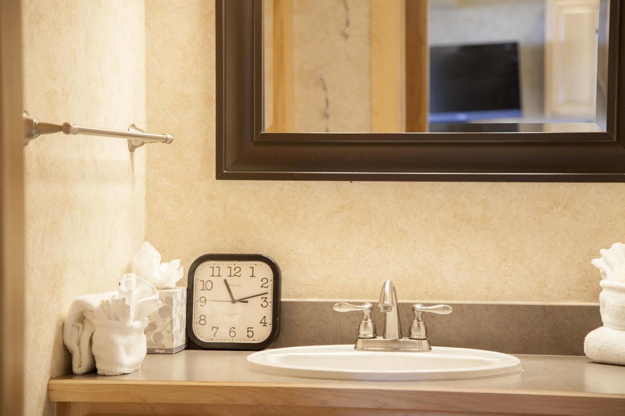 Laurelwood, A Destination 3* Snowmass Village
