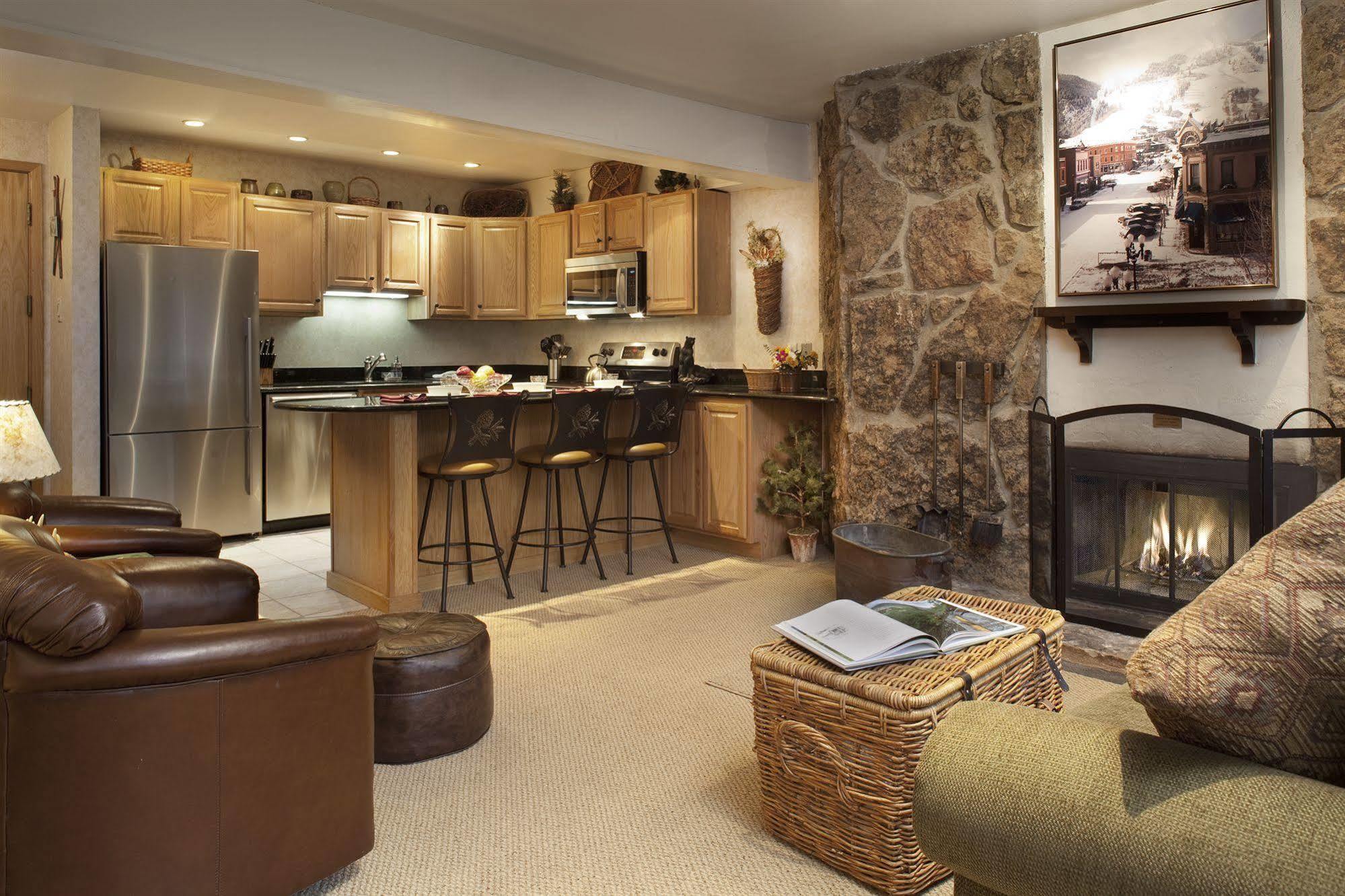 Laurelwood, A Destination Hotel 3*