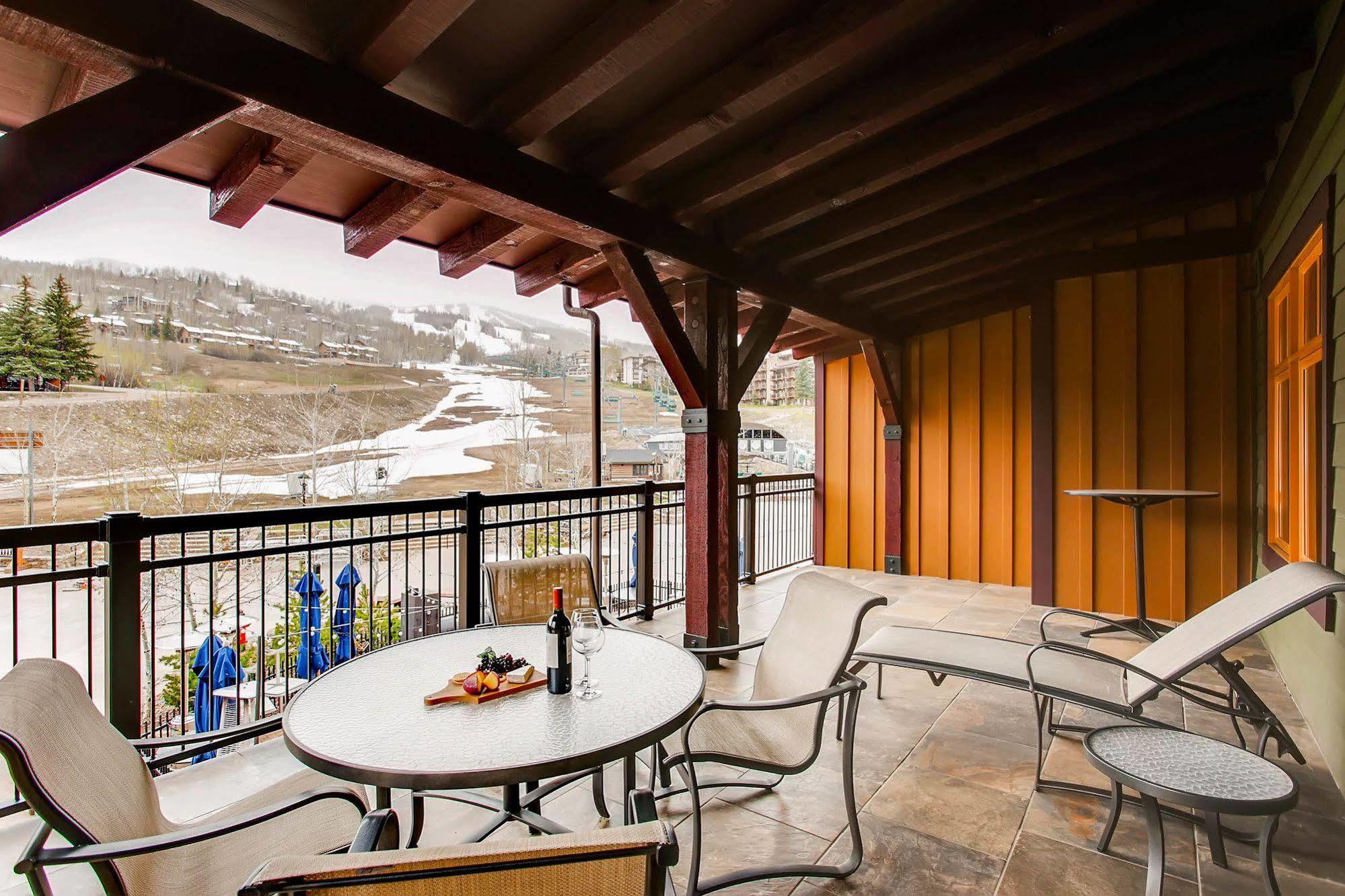 Resort Capitol Peak By Snowmass Mountain