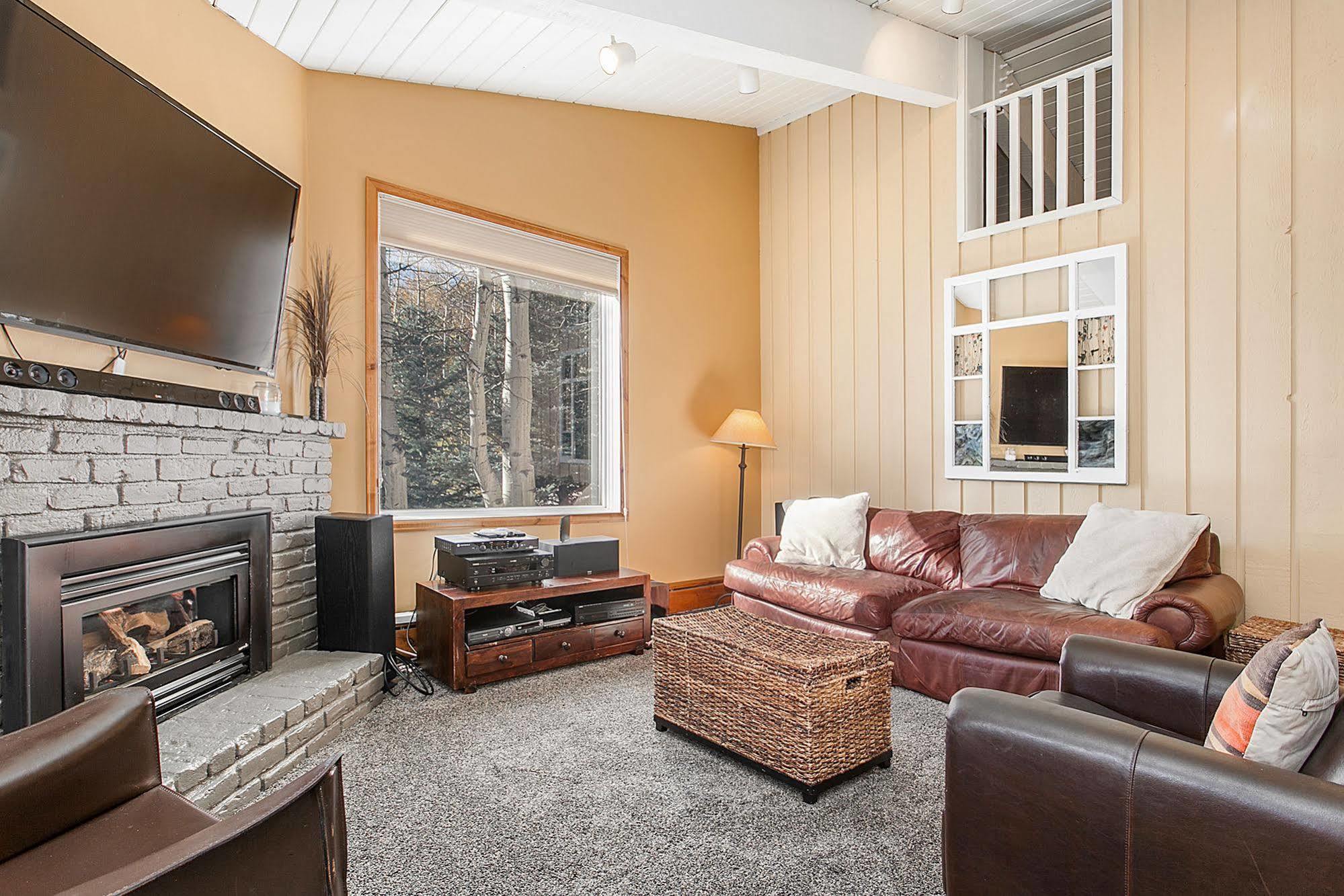 Woodbridge By First Choice Management
