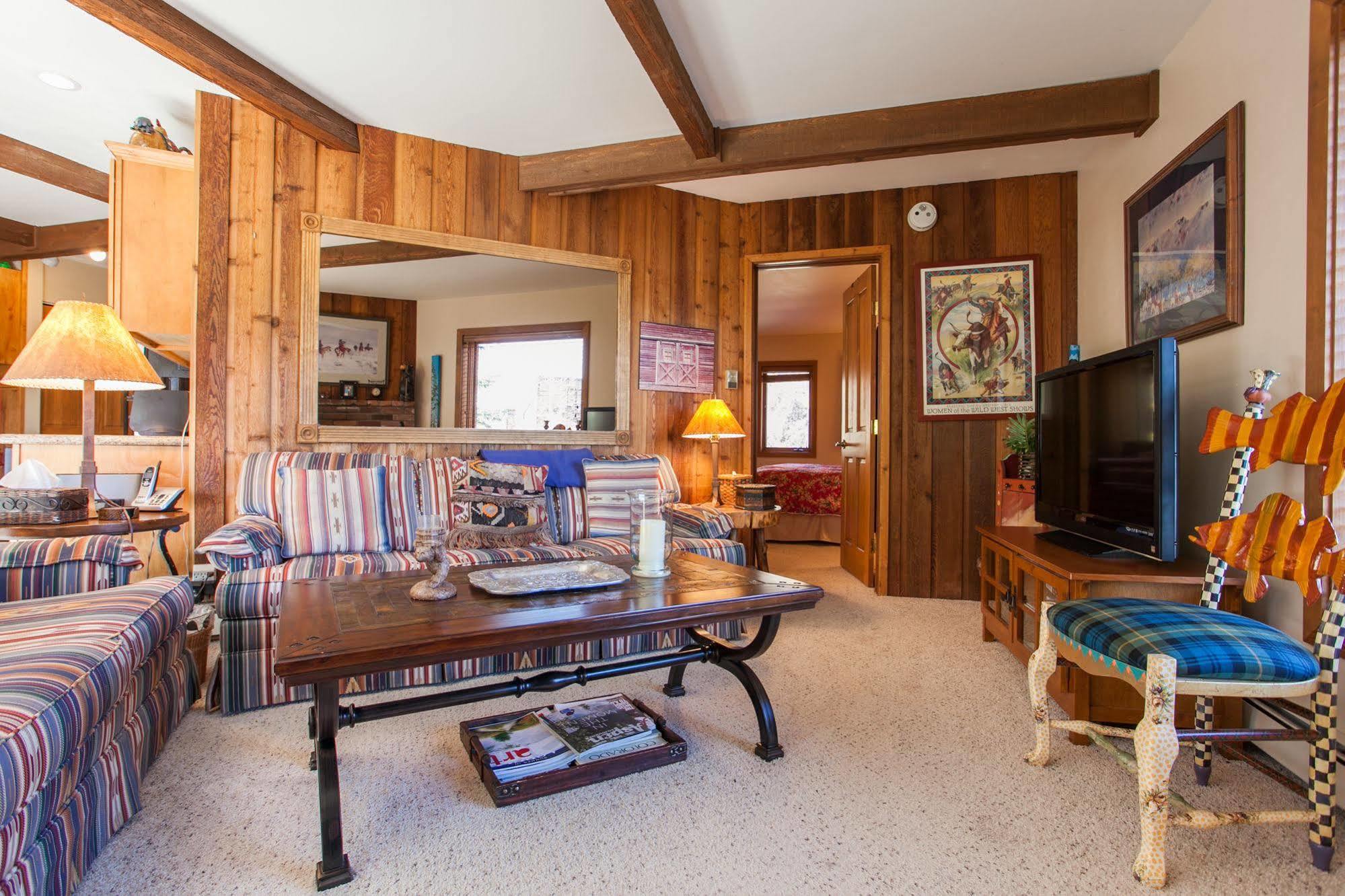 Woodbridge By First Choice Management