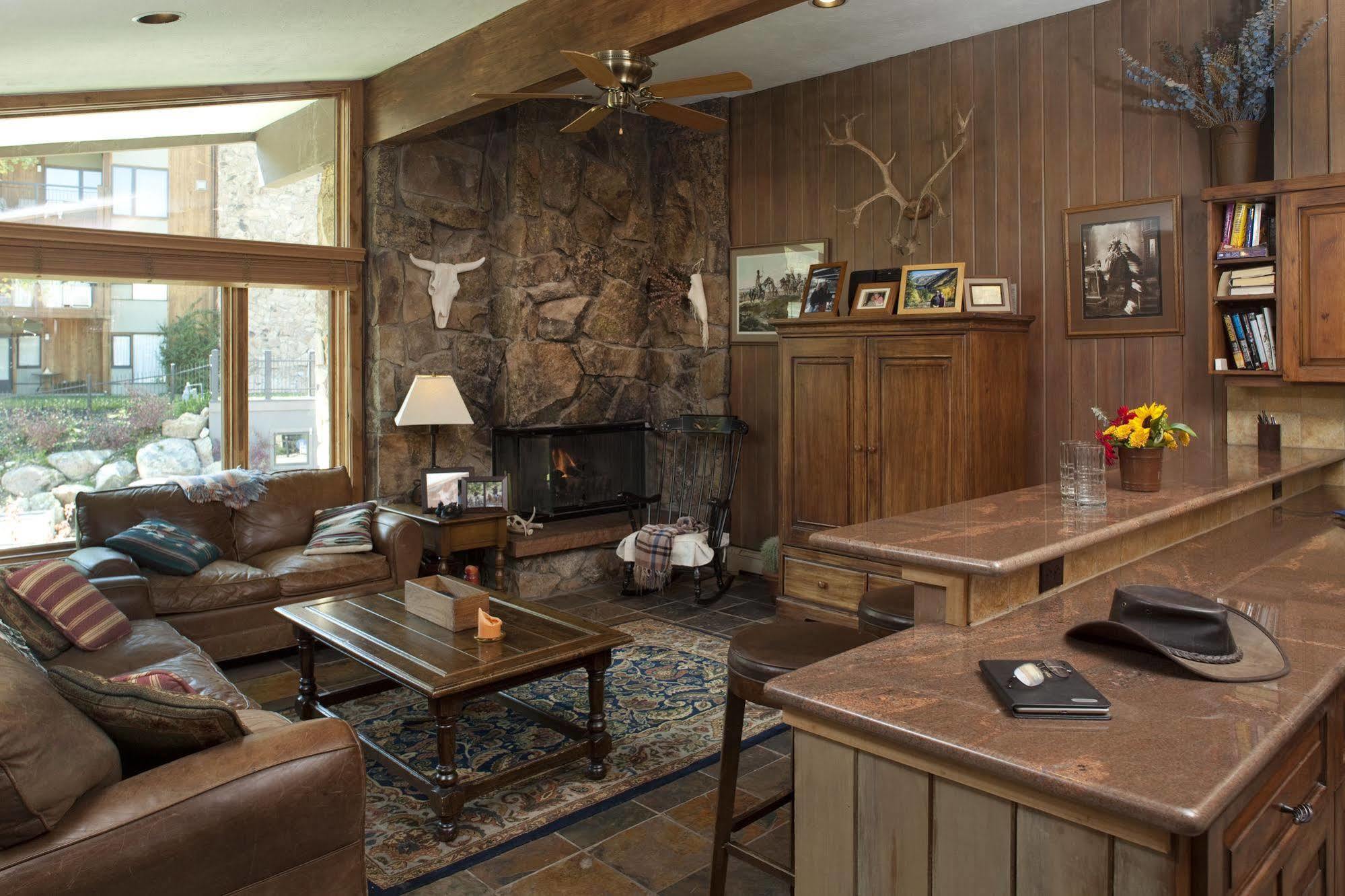 Snowmass Collection, A Destination
